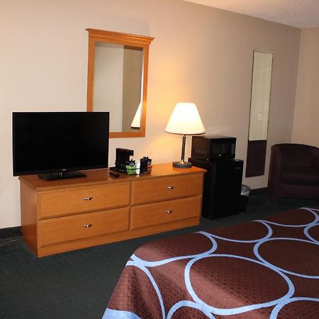 Super 8 By Wyndham East Stroudsburg - Poconos Hotel Buitenkant foto