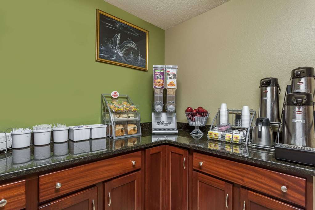 Super 8 By Wyndham East Stroudsburg - Poconos Hotel Faciliteiten foto